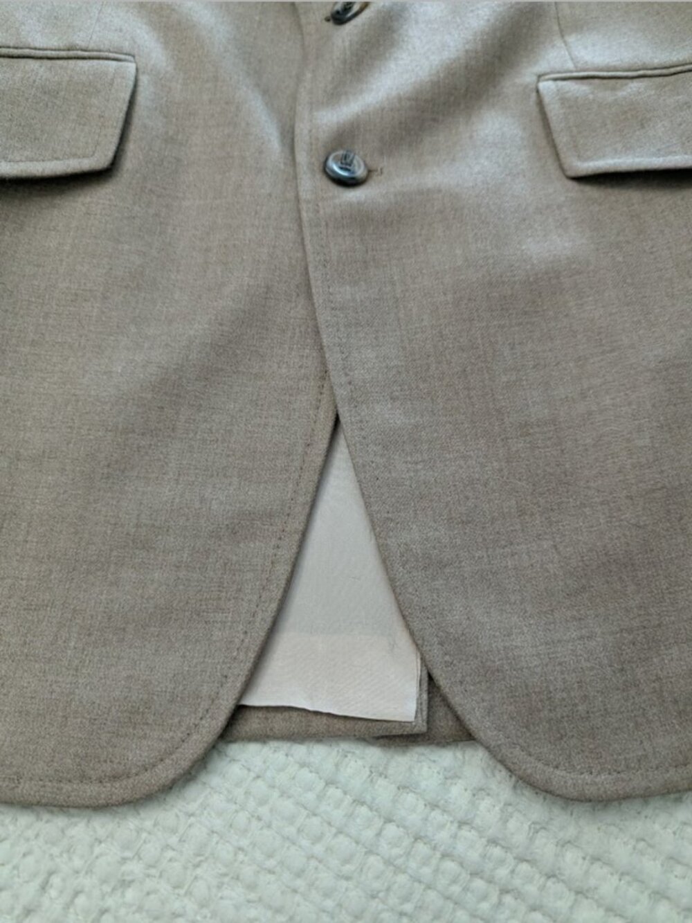 Pure Virgin Wool Equestrian-Inspired Longline Men’s Blazer - Picture 11 of 16